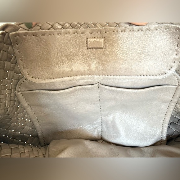 Falor F1883 Italian Leather Tote - Picture 11 of 15